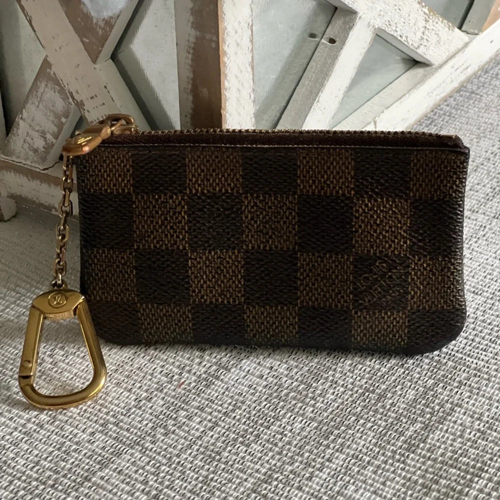 Louis Vuitton Damier Ebene Key Cles LV Card Holder GUC Authentic